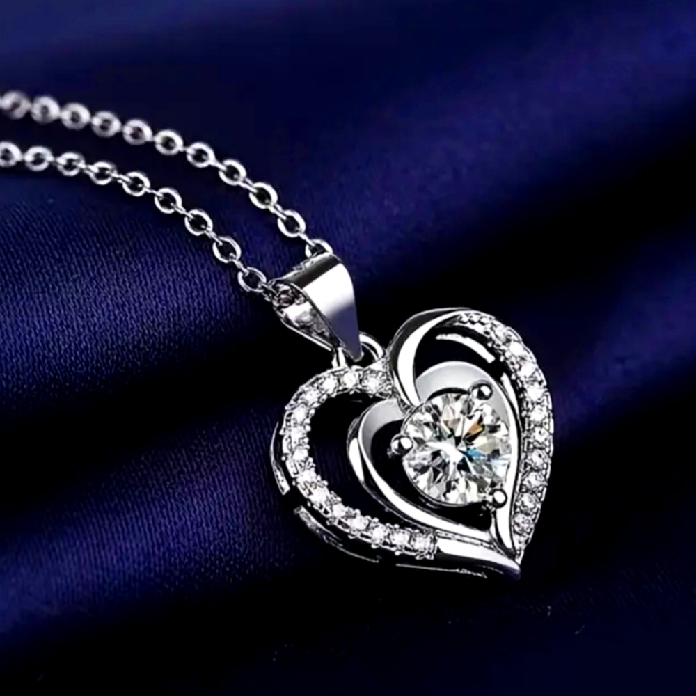 1ct Genuine Moissanite Diamond Heart Pendant Necklace Sterling silver Chain